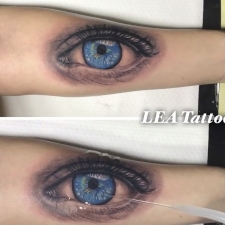 Realistic eye in color  by LEA Tattoo